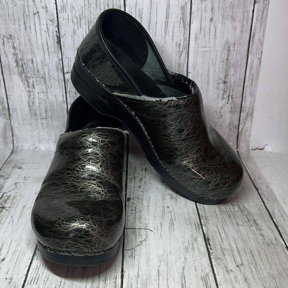 Dansko Clogs Black Slip On Sz 40 9.5 US Gold‎ Scribble Chef Nurse Teacher Shoes